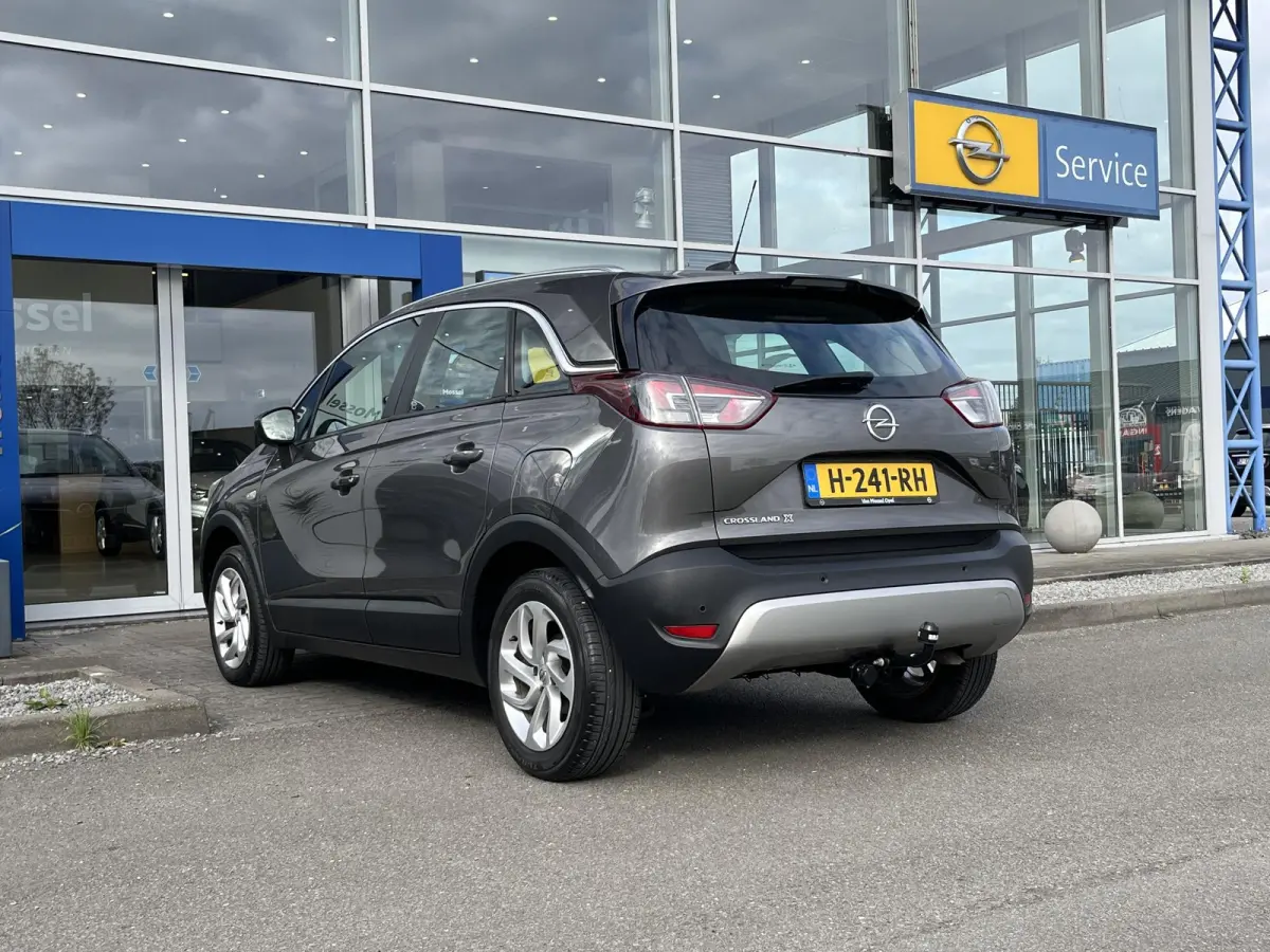 1.2 Turbo Innovation | Automaat | Climate Control | Cruise Control | Trekhaak | Parkeersensoren Achter | Navigatie | Apple Carplay/ Android Auto |