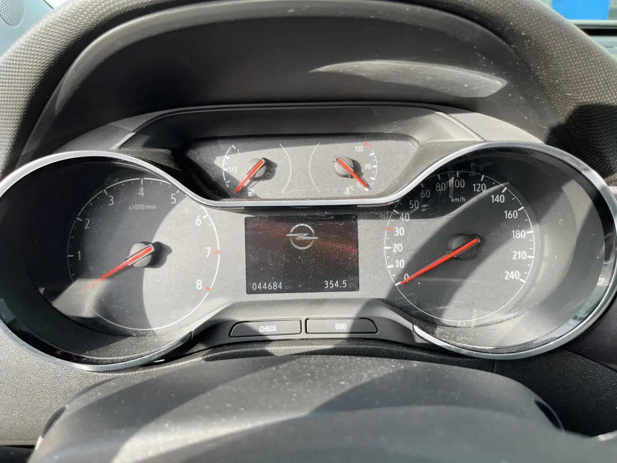 1.2 Turbo Innovation | Automaat | Climate Control | Cruise Control | Trekhaak | Parkeersensoren Achter | Navigatie | Apple Carplay/ Android Auto |