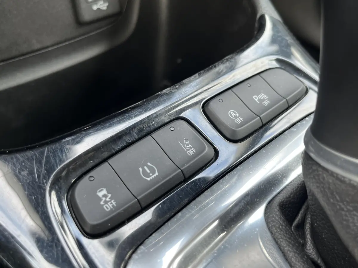 1.2 Turbo Innovation | Automaat | Climate Control | Cruise Control | Trekhaak | Parkeersensoren Achter | Navigatie | Apple Carplay/ Android Auto |