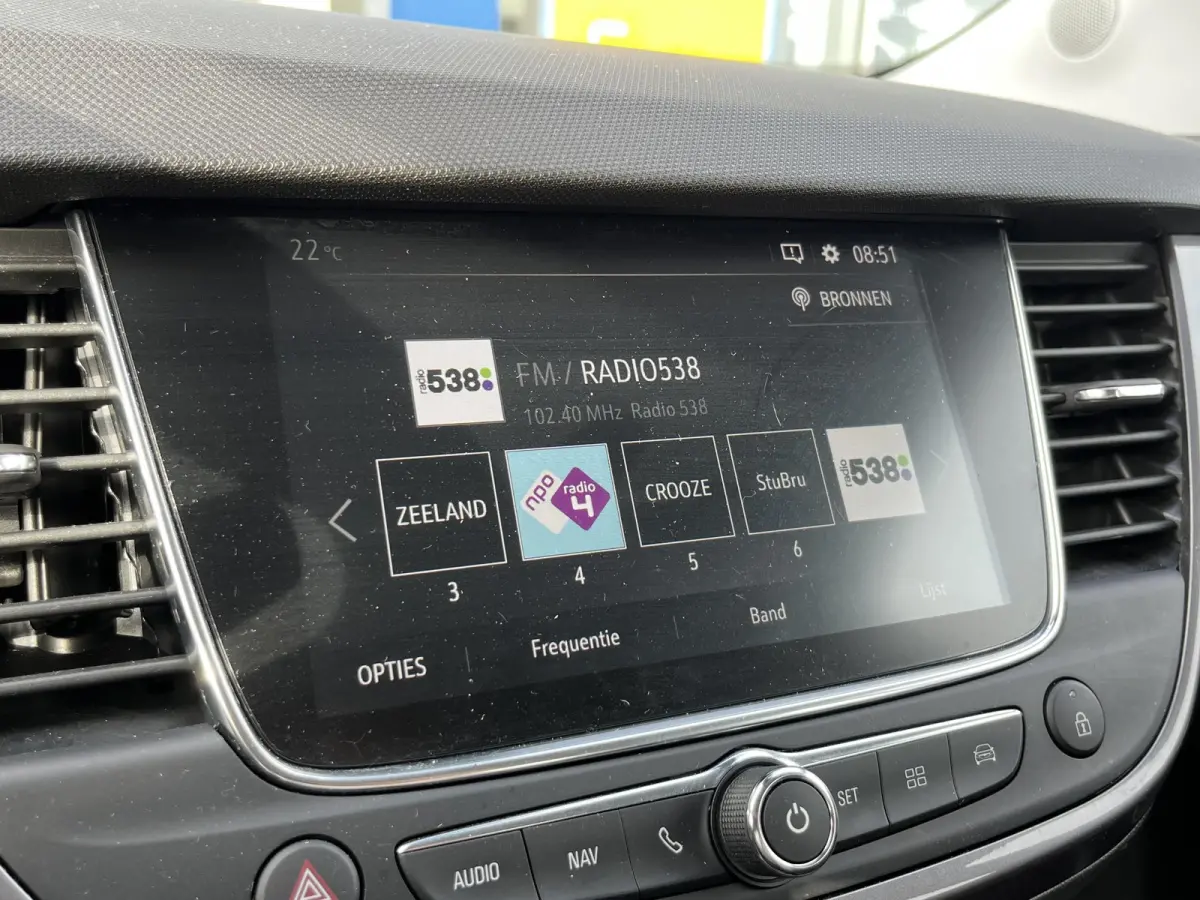 1.2 Turbo Innovation | Automaat | Climate Control | Cruise Control | Trekhaak | Parkeersensoren Achter | Navigatie | Apple Carplay/ Android Auto |