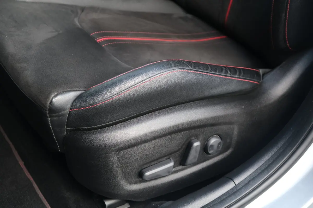 1.6 T-GDI GT AUT 204PK Pano Trek Navi Leder Led JBL