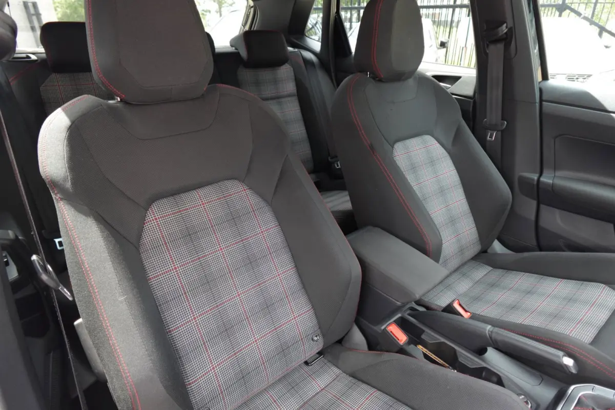 2.0 TSI GTI PANO KEYLESS BEATS