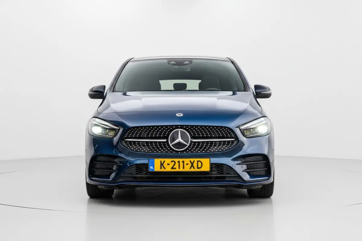 180 Business Solution AMG Pano/Sfeer/Camera/Memory