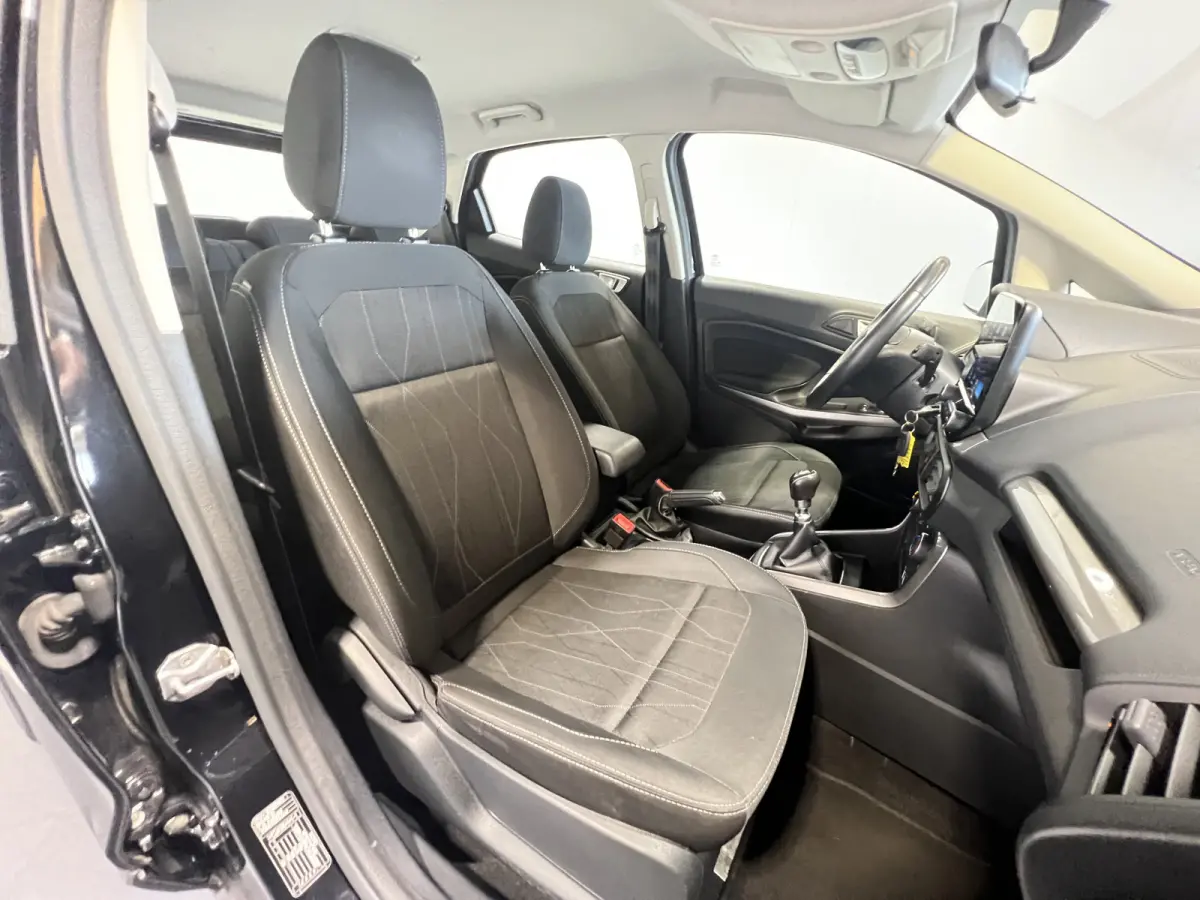 1.0 EcoBoost Trend Ultimate | Navigatie/Android/Apple Carplay | LM Velgen 16" | Cruise Control | PDC Achter | Airco |