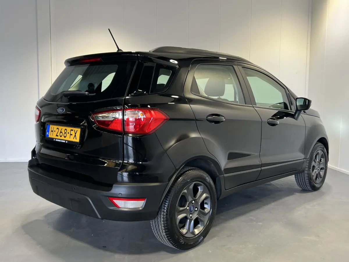 1.0 EcoBoost Trend Ultimate | Navigatie/Android/Apple Carplay | LM Velgen 16" | Cruise Control | PDC Achter | Airco |