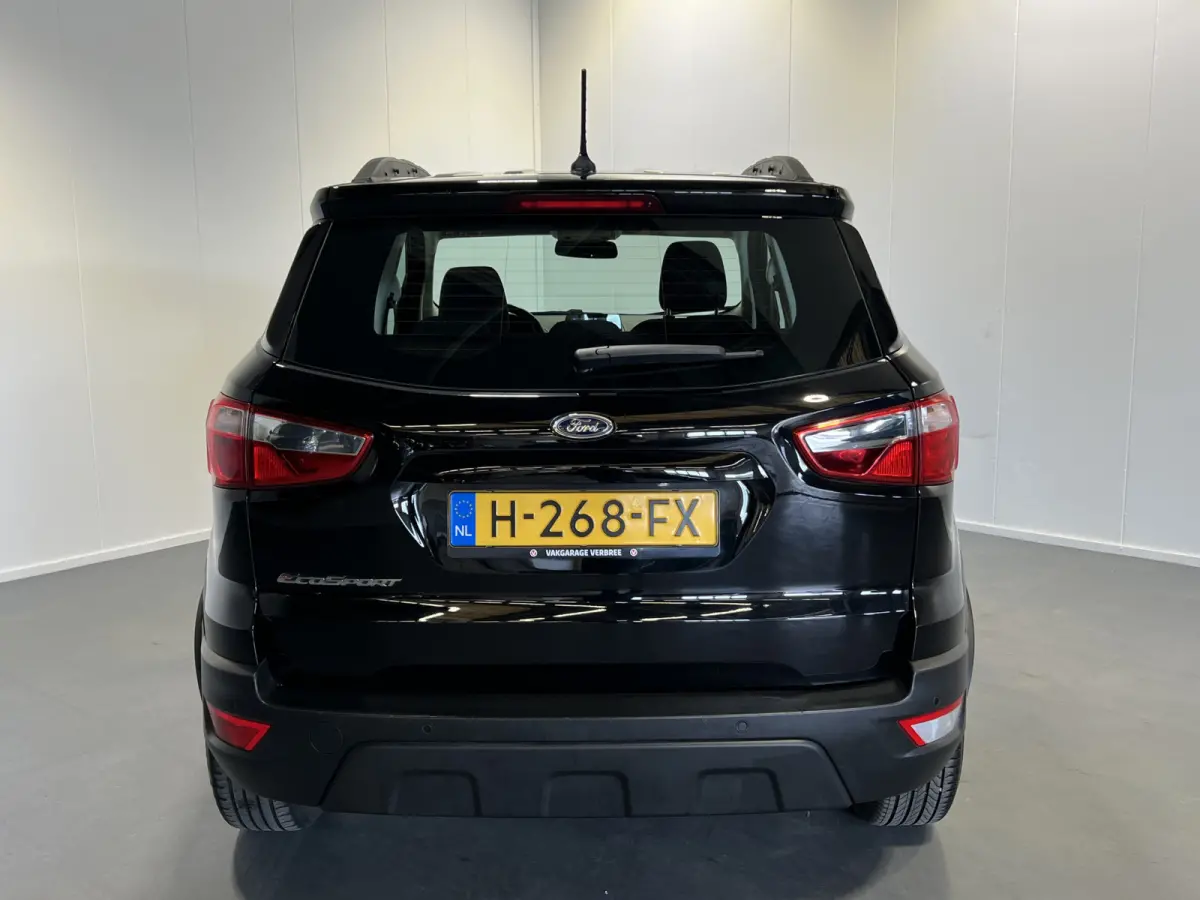 1.0 EcoBoost Trend Ultimate | Navigatie/Android/Apple Carplay | LM Velgen 16" | Cruise Control | PDC Achter | Airco |