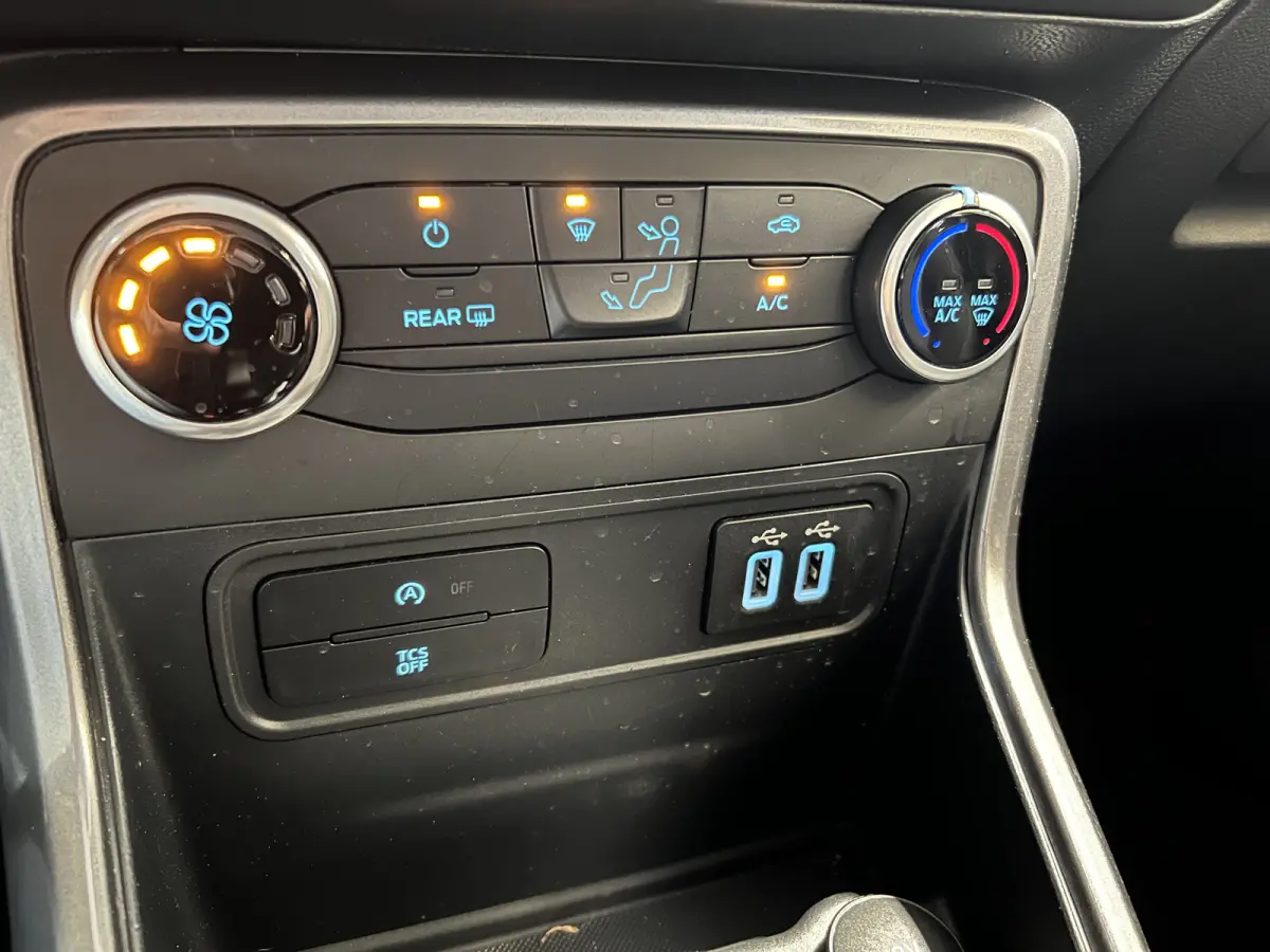 1.0 EcoBoost Trend Ultimate | Navigatie/Android/Apple Carplay | LM Velgen 16" | Cruise Control | PDC Achter | Airco |