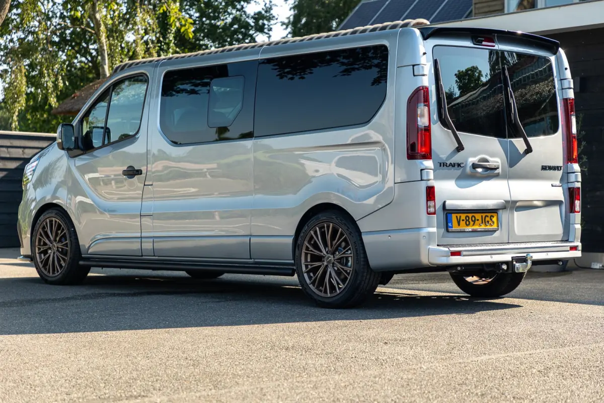 2.0 Blue dCi EDC 170 T29 L2H1 Extra Dubbele Cabine I Automaat I 19 Inch I Spoilerset I Trekhaak I Camera I Nieuw