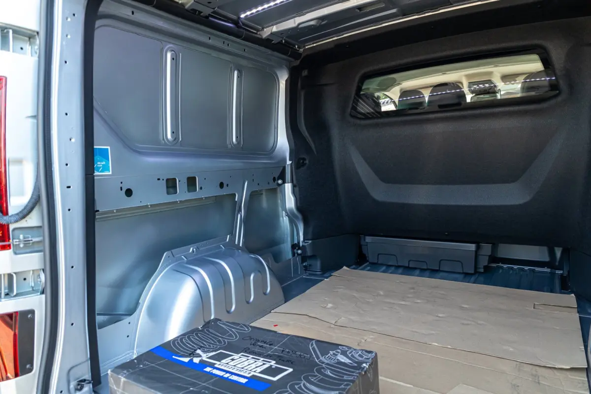 2.0 Blue dCi EDC 170 T29 L2H1 Extra Dubbele Cabine I Automaat I 19 Inch I Spoilerset I Trekhaak I Camera I Nieuw