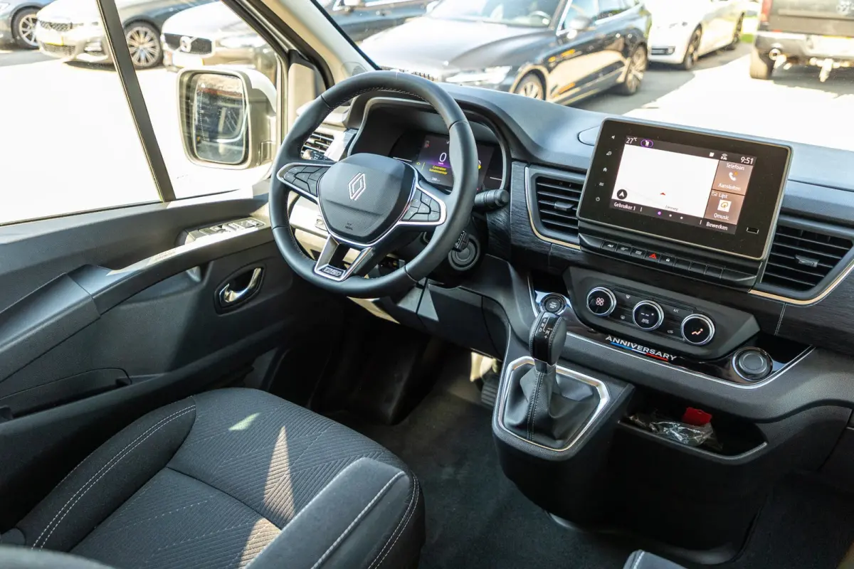 2.0 Blue dCi EDC 170 T29 L2H1 Extra Dubbele Cabine I Automaat I 19 Inch I Spoilerset I Trekhaak I Camera I Nieuw