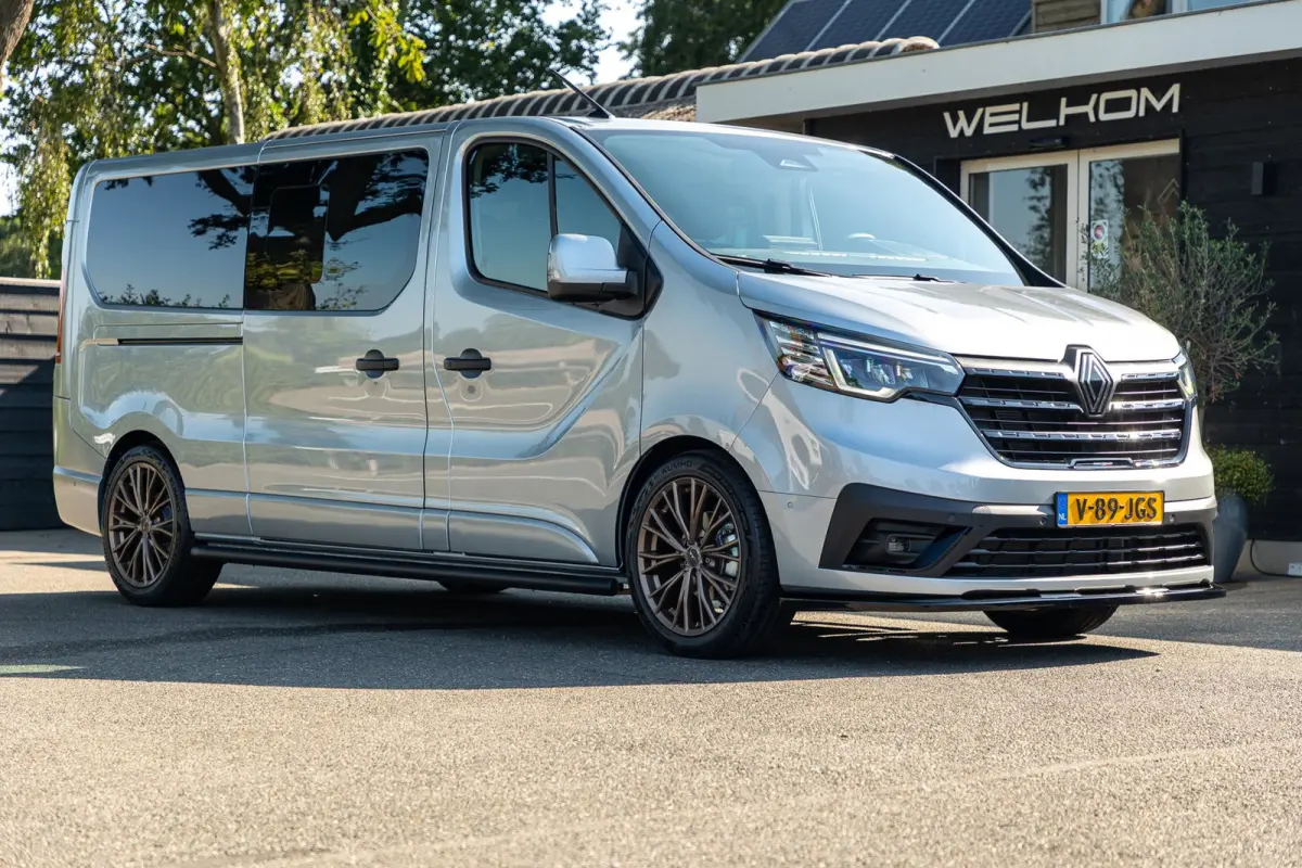 2.0 Blue dCi EDC 170 T29 L2H1 Extra Dubbele Cabine I Automaat I 19 Inch I Spoilerset I Trekhaak I Camera I Nieuw