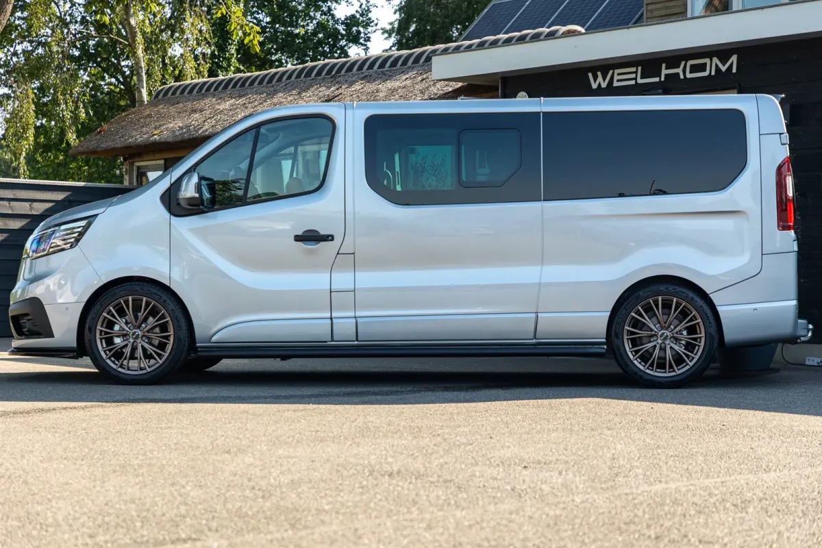 2.0 Blue dCi EDC 170 T29 L2H1 Extra Dubbele Cabine I Automaat I 19 Inch I Spoilerset I Trekhaak I Camera I Nieuw