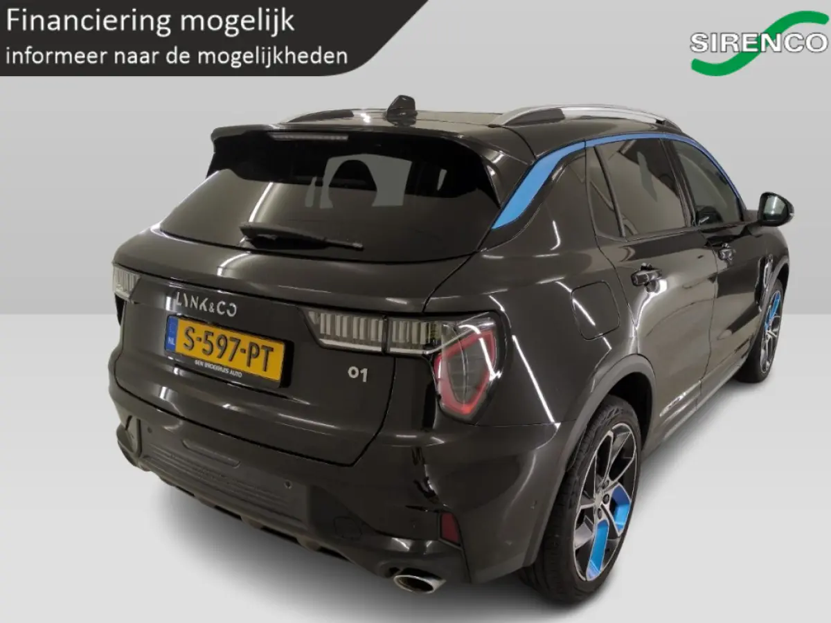 1.5 | ruime voorraad | zwart & blauw | 360 camera | panoramadak |