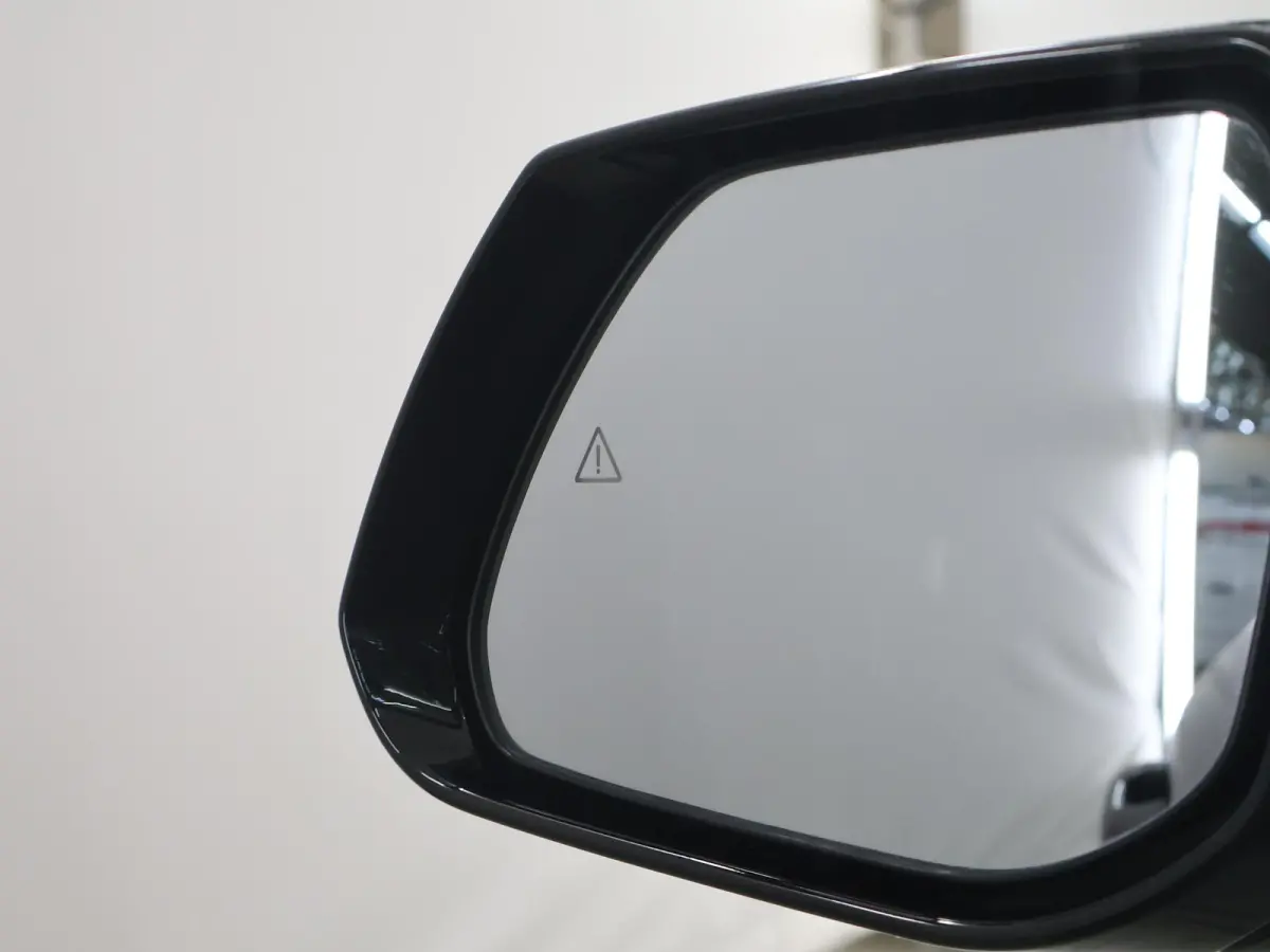 1.6 GDi PHEV DynamicPlusLine Edition | 18” lichtmetalen velgen | Elektrisch verstelbare bestuurdersstoel | Stoel/Stuurwielverwarming | LED Koplampen | Elektrisch bedienbare achterklep |