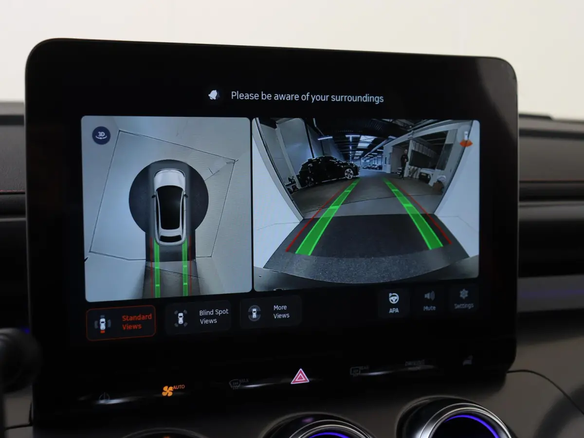 BRABUS / Stoelverwarming /  Halo Roof / 360°-camera / Easy entry / Frunk