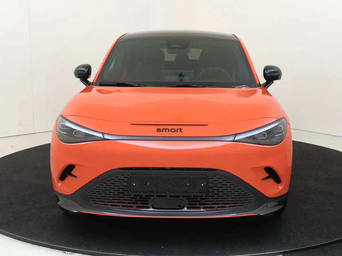 BRABUS / Stoelverwarming /  Halo Roof / 360°-camera / Easy entry / Frunk