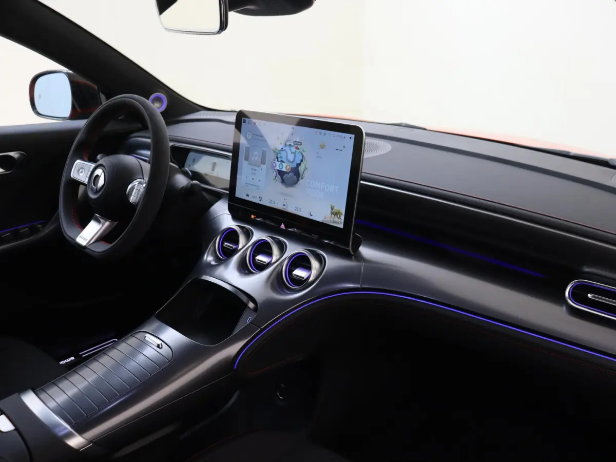 BRABUS / Stoelverwarming /  Halo Roof / 360°-camera / Easy entry / Frunk