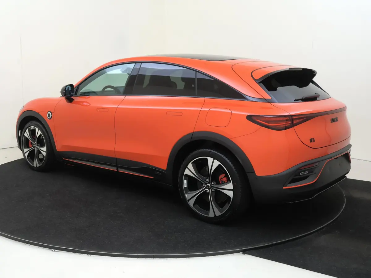 BRABUS / Stoelverwarming /  Halo Roof / 360°-camera / Easy entry / Frunk