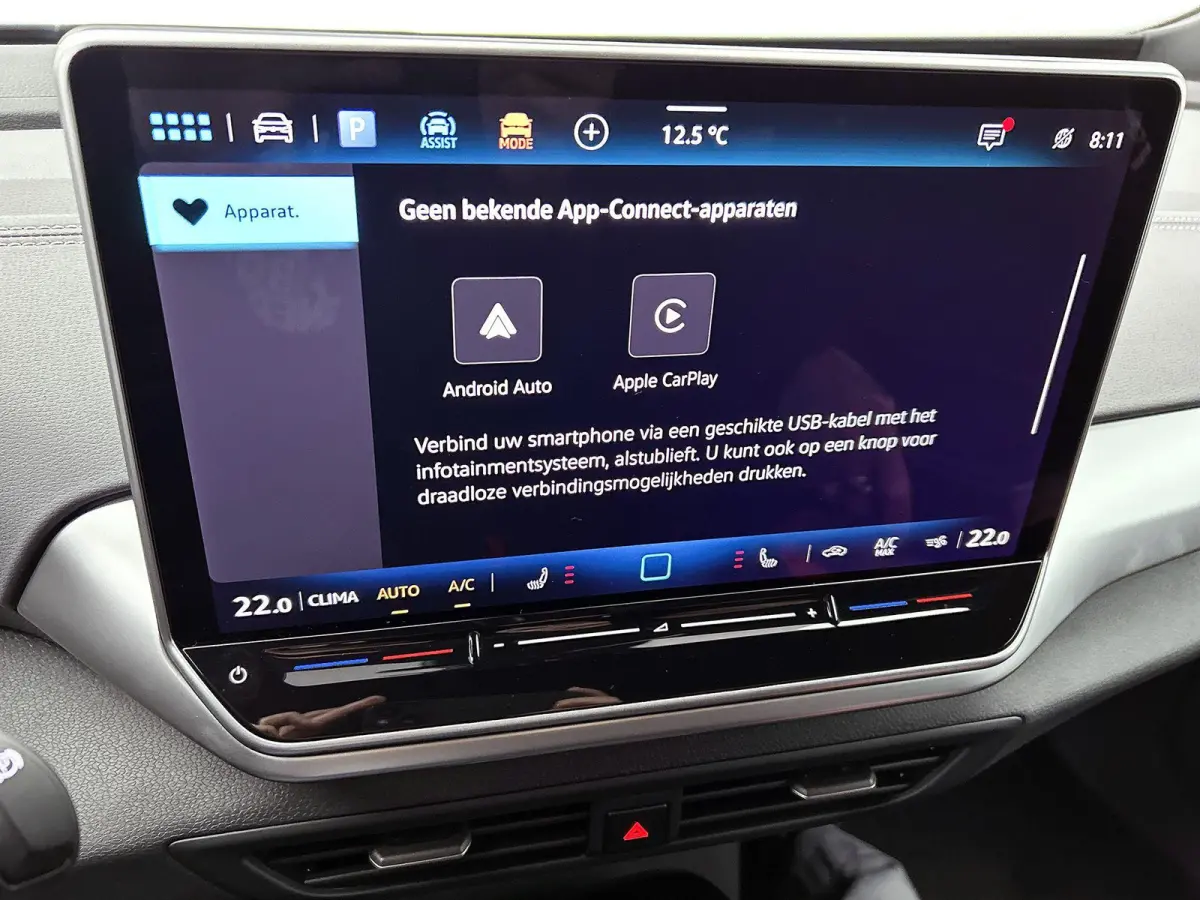 Pro Business 77 kWh 286 PK | Trekhaak | 360 Camera | 19" lichtmetalen velgen | IQ Lights | Stoelverwarming | Apple Carplay draadloos | Stuurverwarming | Lane assist | Android Auto draadloos 