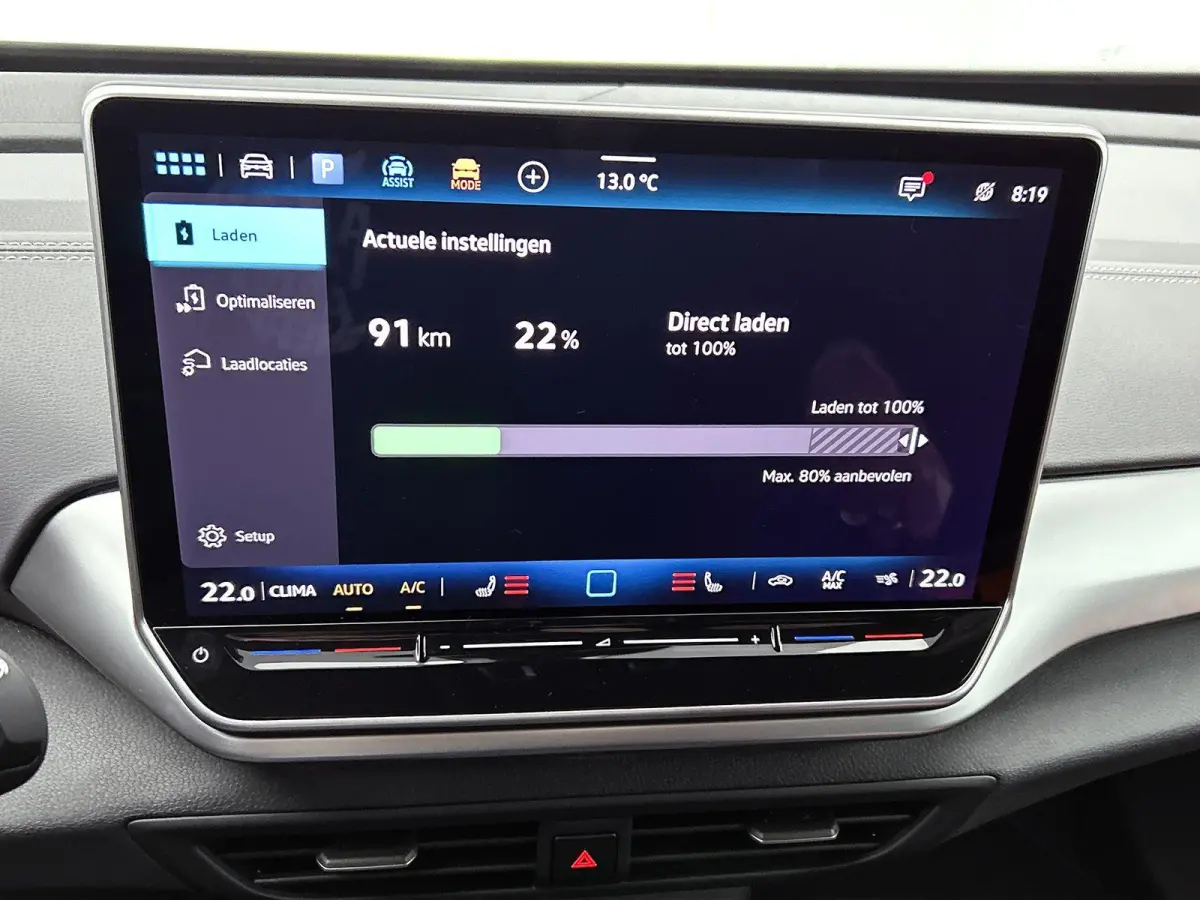 Pro Business 77 kWh 286 PK | Trekhaak | 360 Camera | 19" lichtmetalen velgen | IQ Lights | Stoelverwarming | Apple Carplay draadloos | Stuurverwarming | Lane assist | Android Auto draadloos 