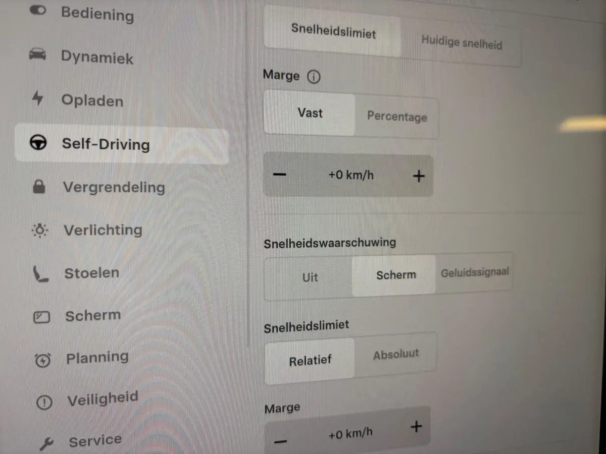 Long Range AWD 75 kWh SOH 93.5% Panorama