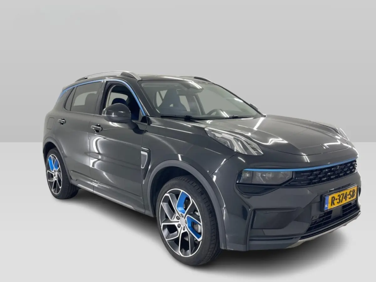 1.5 | altijd Ruime voorraad | zwart & blauw | PHEV | plug-in hybride | panoramadak | zwart & blauw