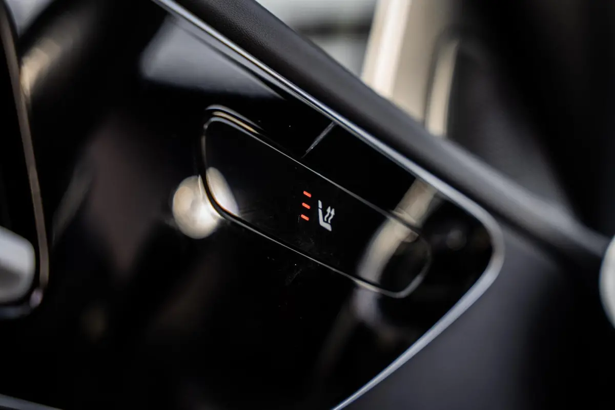 C200 AMG|BURMESTER|PANO|CAM|SFEERV|ACC