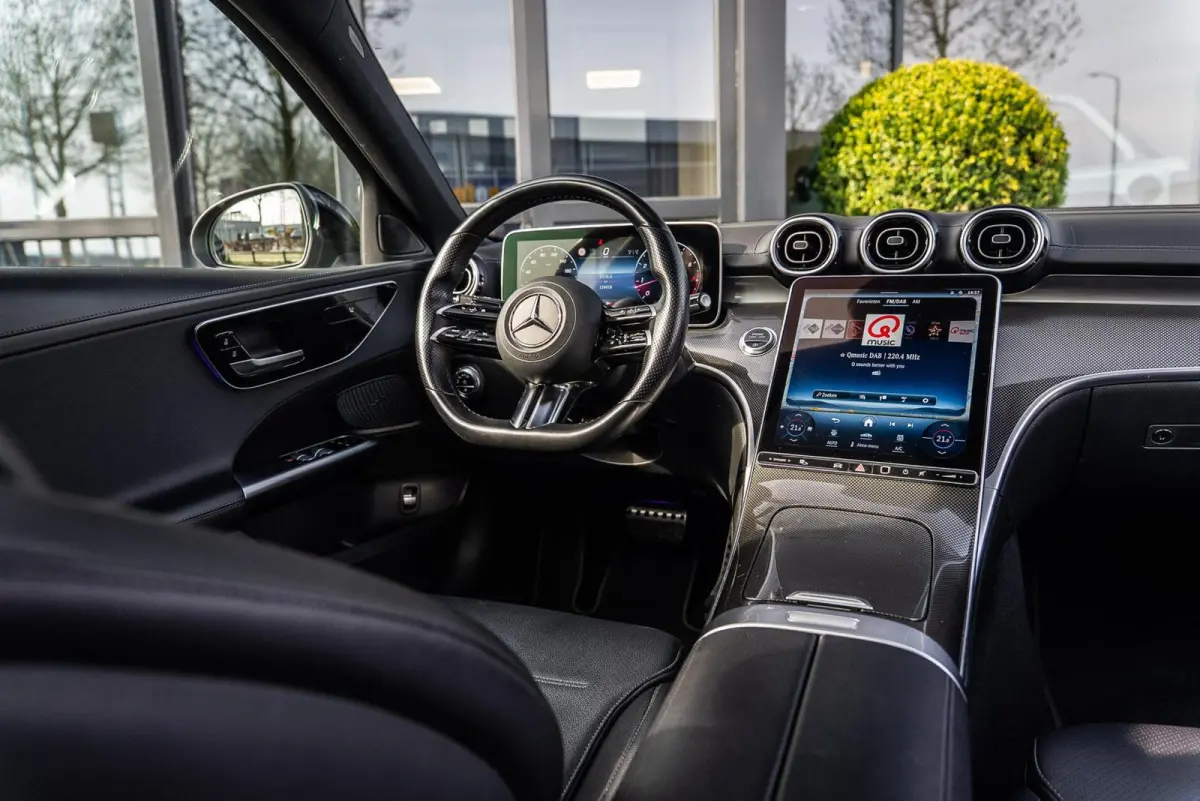 C200 AMG|BURMESTER|PANO|CAM|SFEERV|ACC