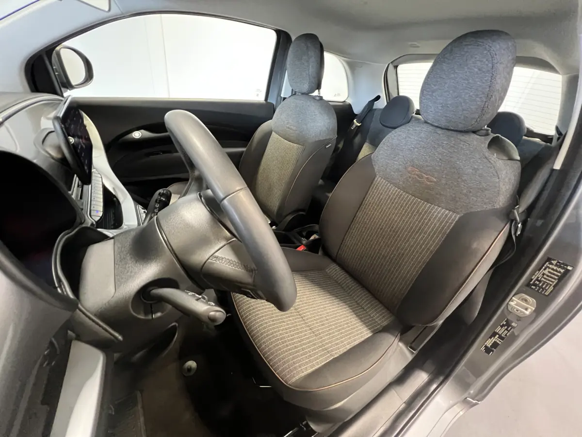 Icon 42 kWh | SoH 94.2% | Navigatie/Android/Apple Carplay | LM Velgen 16" | Cruise Control | DAB | Cruise Control | Airco |