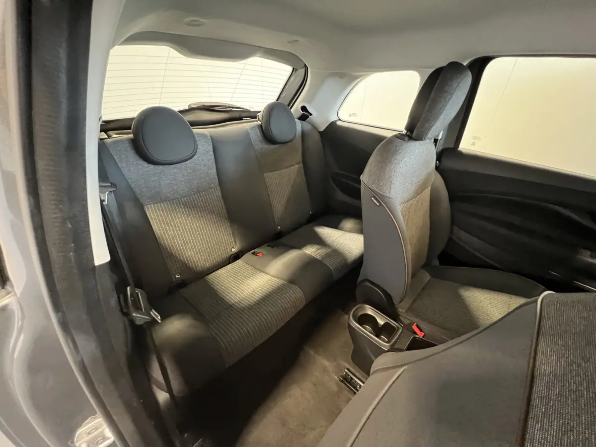 Icon 42 kWh | SoH 94.2% | Navigatie/Android/Apple Carplay | LM Velgen 16" | Cruise Control | DAB | Cruise Control | Airco |