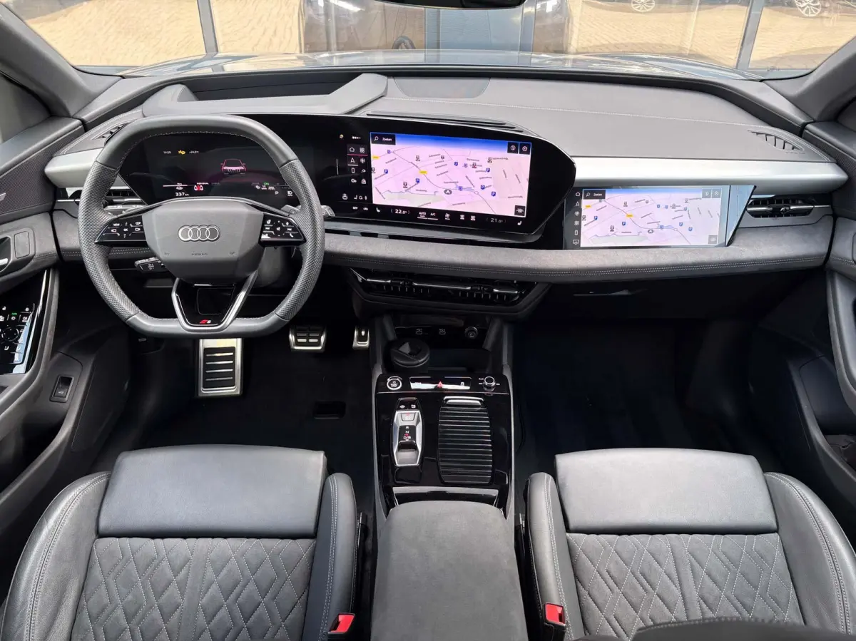 quattro 388pk S edition 100 kWh | Trekhaak Wegklapbaar | Luchtvering | B&O Premium Audio | Panoramadak