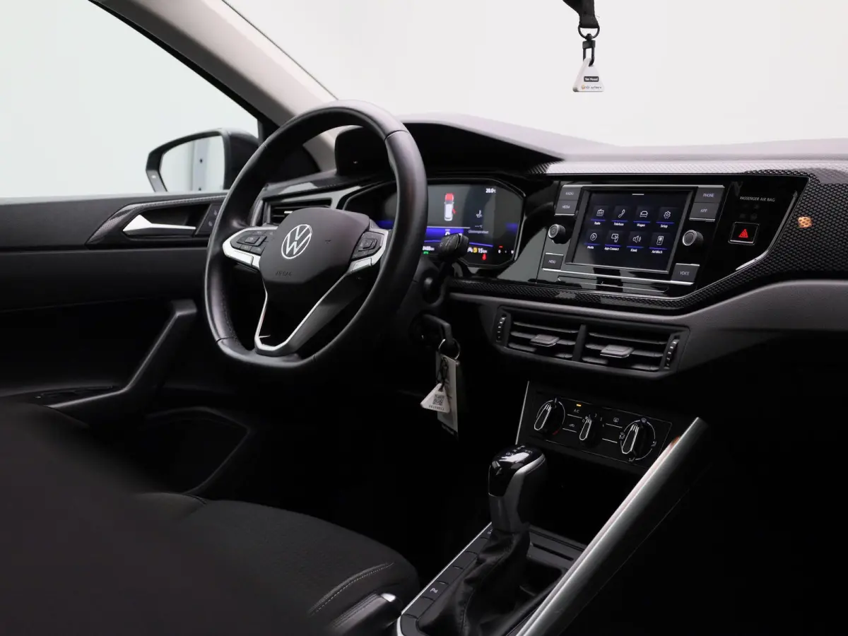 1.0 TSI Life 95 PK | Automaat | Adaptive Cruise Control | Lane Assist | Apple Carplay / Android Auto | Parkeersensoren | Lichtmetalenvelgen |