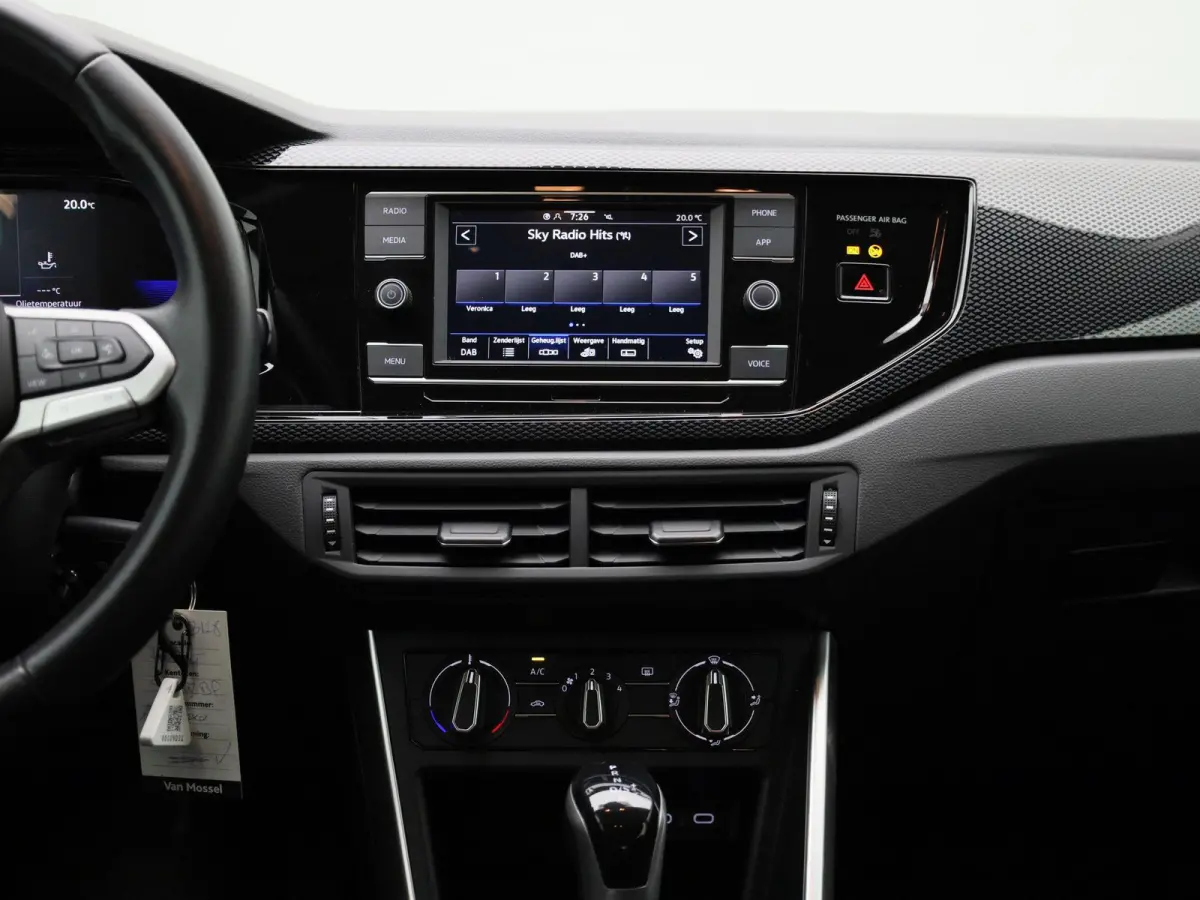 1.0 TSI Life 95 PK | Automaat | Adaptive Cruise Control | Lane Assist | Apple Carplay / Android Auto | Parkeersensoren | Lichtmetalenvelgen |