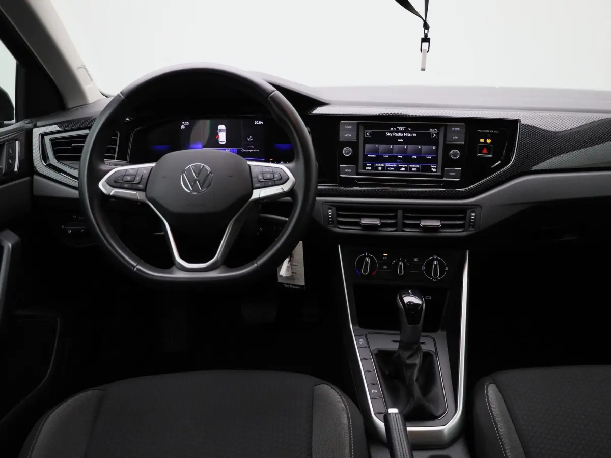 1.0 TSI Life 95 PK | Automaat | Adaptive Cruise Control | Lane Assist | Apple Carplay / Android Auto | Parkeersensoren | Lichtmetalenvelgen |