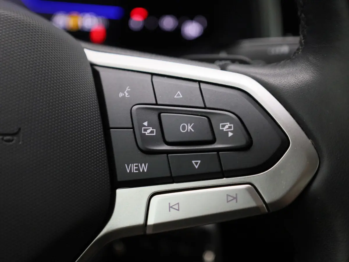 1.0 TSI Life 95 PK | Automaat | Adaptive Cruise Control | Lane Assist | Apple Carplay / Android Auto | Parkeersensoren | Lichtmetalenvelgen |