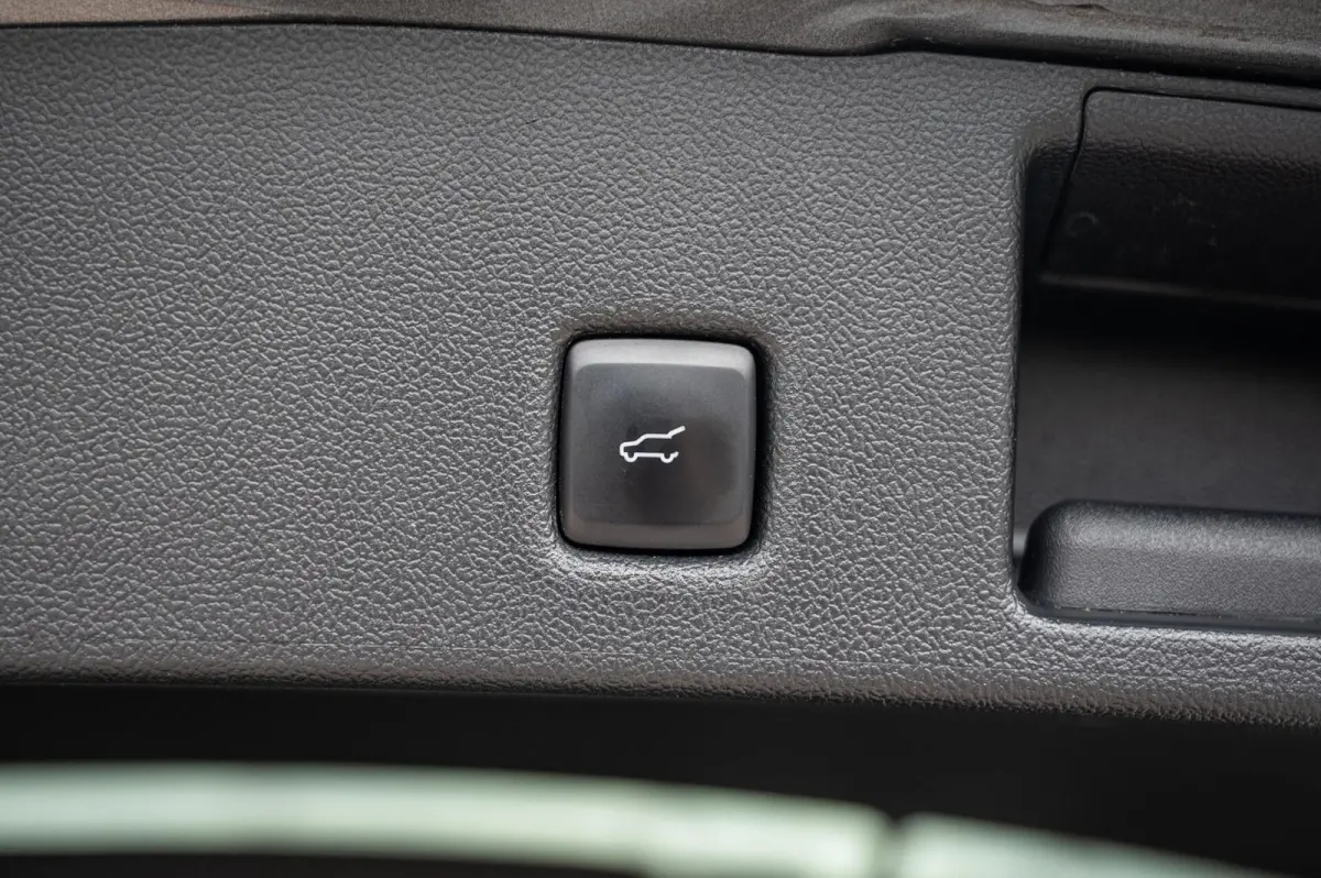 2.5 PHEV ST-Line X PANO TREKHAAK ADAPTIVE CRUISE CAMERA STUURVERWARMING B&O