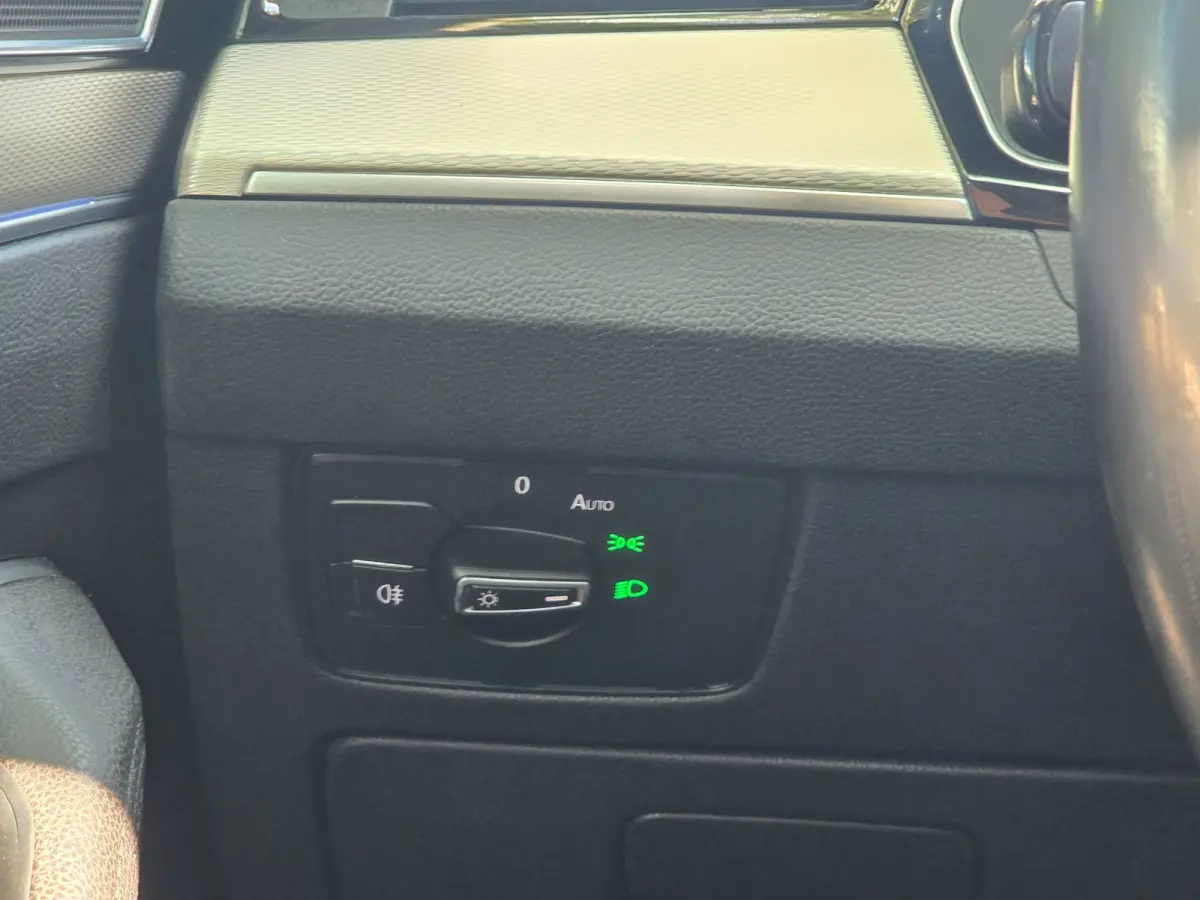 1.4 TSI GTE Connected Series Plus