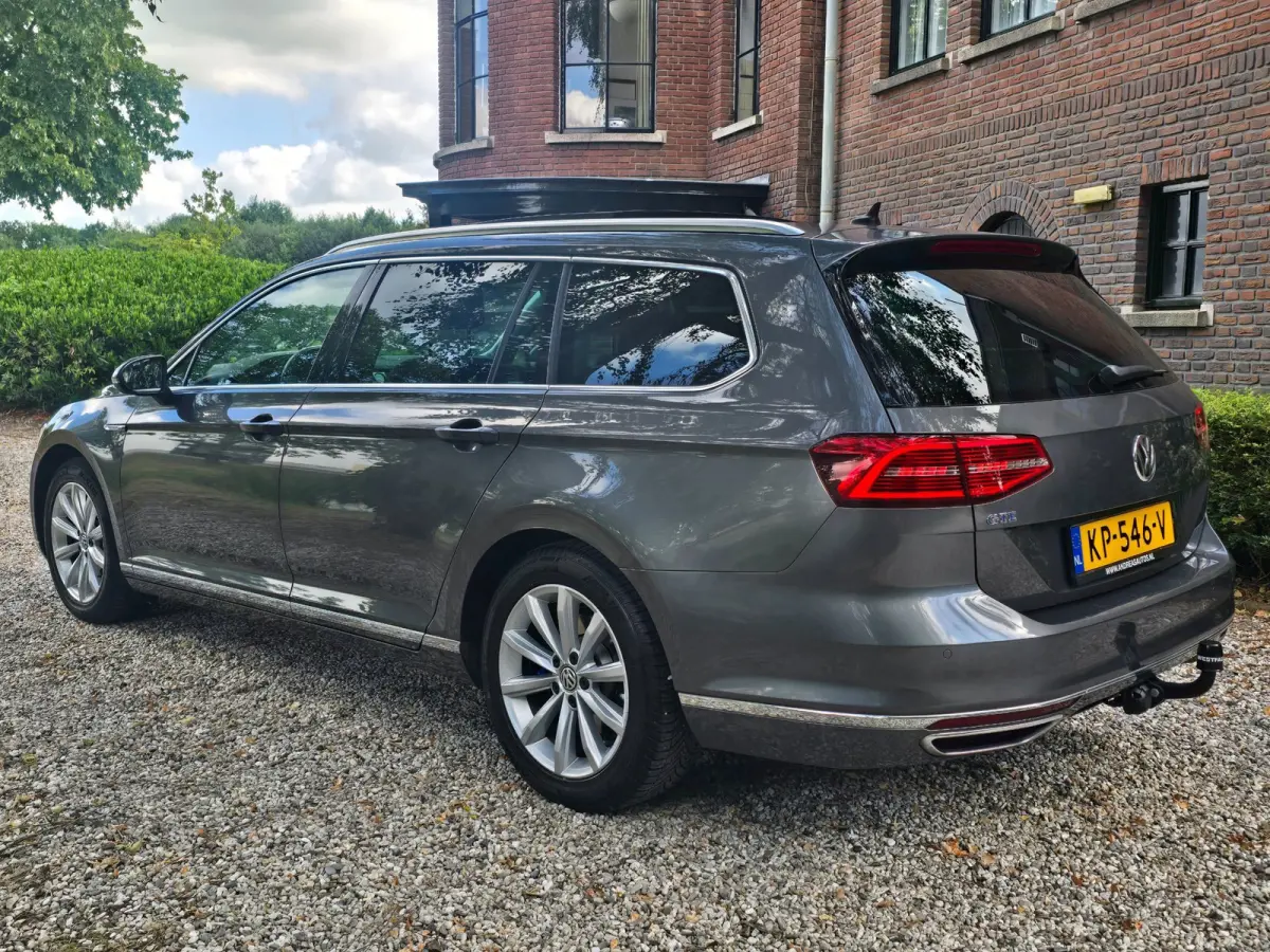 1.4 TSI GTE Connected Series Plus