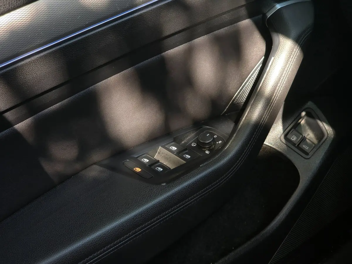 1.4 TSI GTE Connected Series Plus