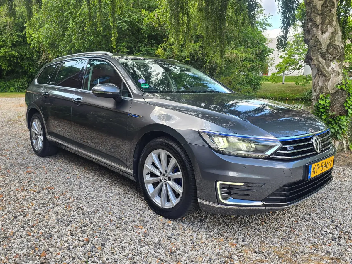 1.4 TSI GTE Connected Series Plus
