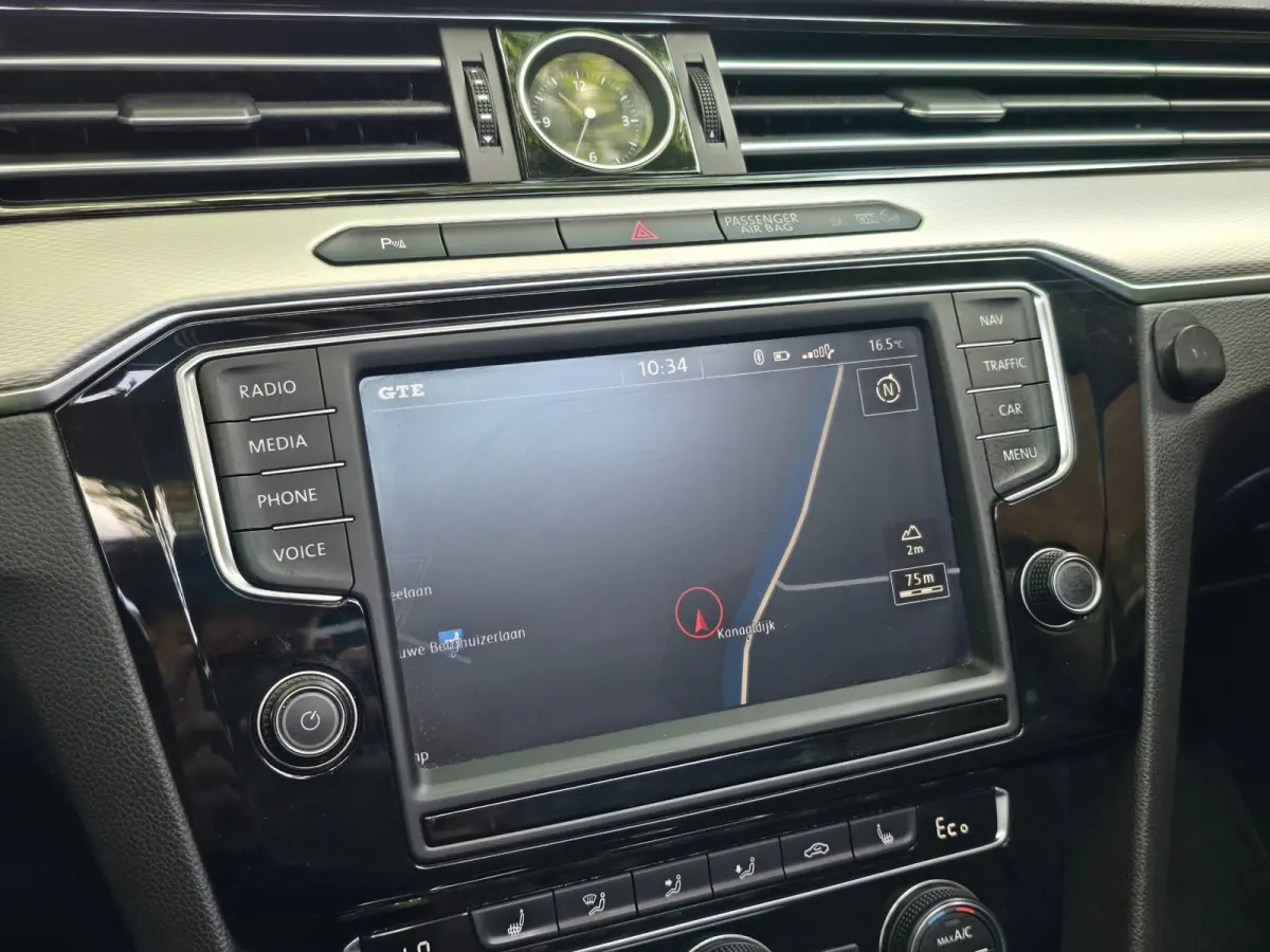 1.4 TSI GTE Connected Series Plus