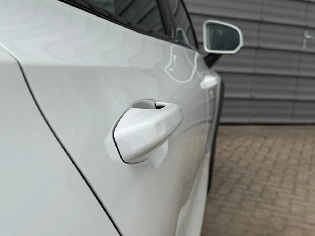B5 Ultimate Pano-dak | Parkeerverw.| B&W | Trekh. | Nappa massage/ventilatie | 20"