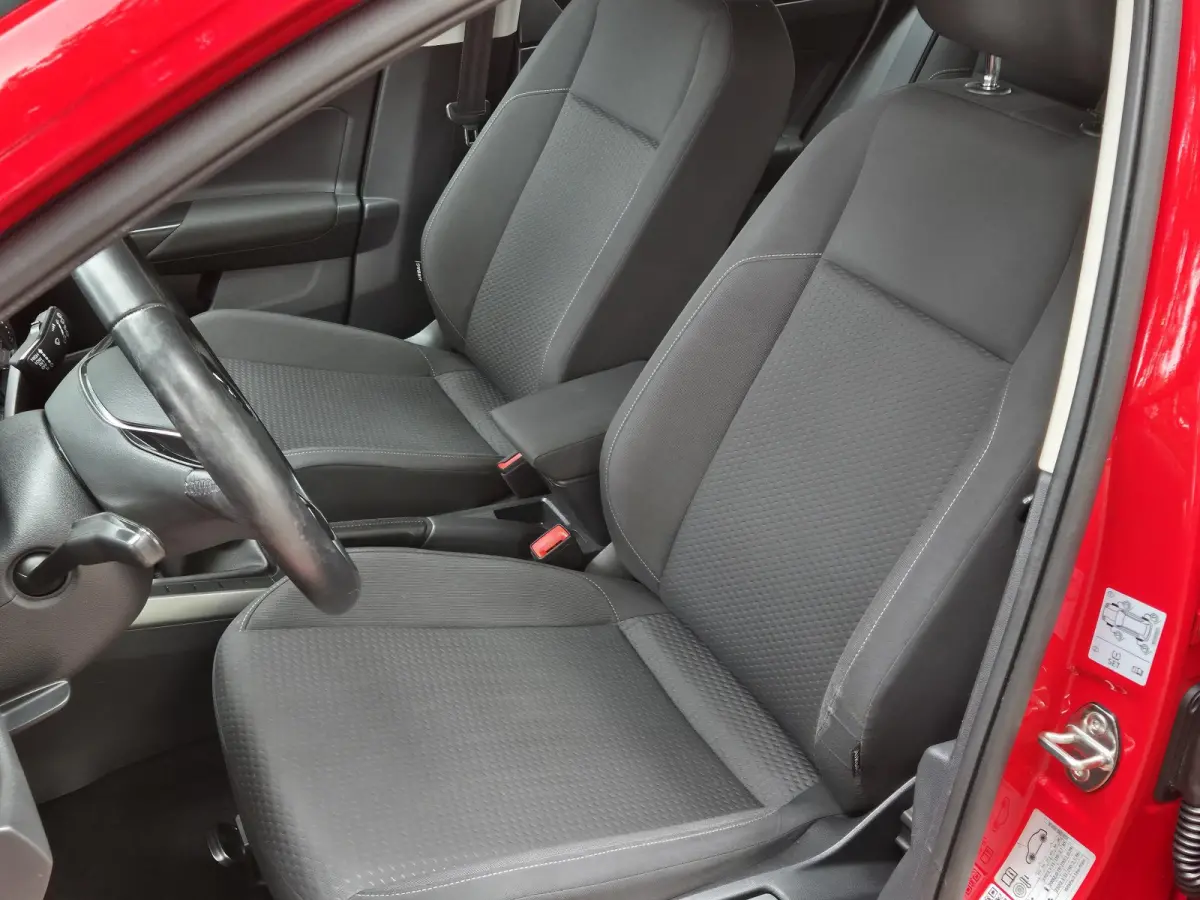 1.0 Comfortline Business | Airconditioning | Navigatie | Electr. ramen | Centr. vergendeling op afstand | Cruise Control