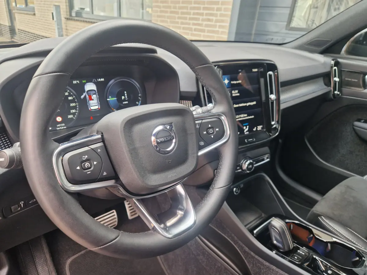 T4 R-Design PANO | Harman Kardon | 360 | NL auto