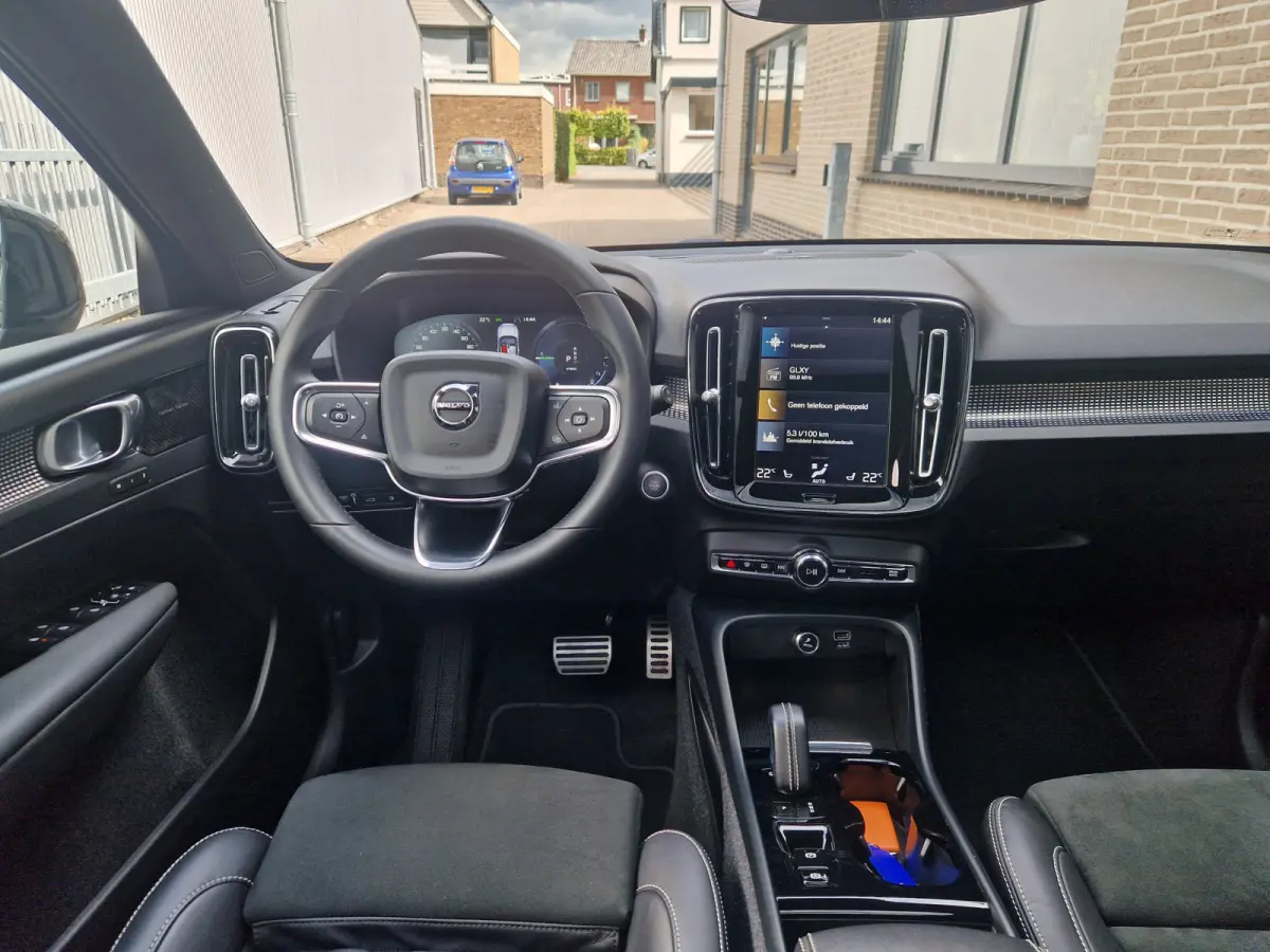 T4 R-Design PANO | Harman Kardon | 360 | NL auto