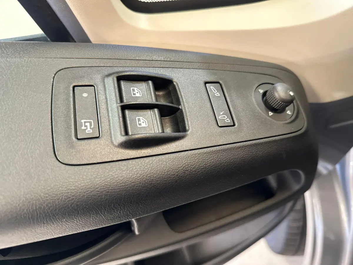 2.2 BlueHDi 140 S&S L2H2 3.3t | Apple Carplay/Android Auto | Trekhaak | Achteruitrijcamera | Navigatie | Cruise control |