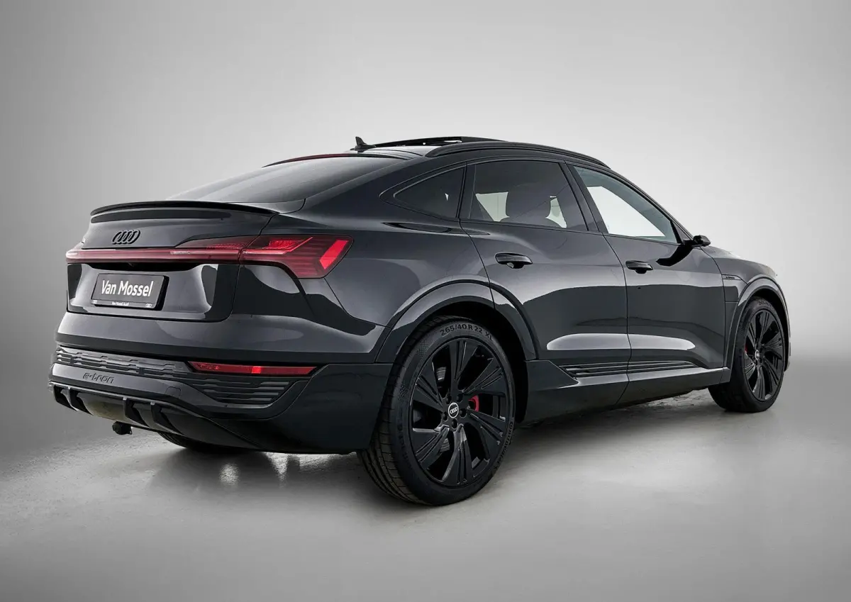 55 quattro S Edition 115 kWh 408 PK | S-line l Adaptive Cruise Control l Panoramadak l Luchtvering | Bang & Olufsen Premium 3D l 360 Camera l Trekhaak l Apple Carplay | Android Auto l Privac