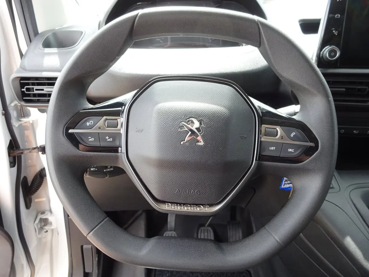 1.2 PureTech Pro BENZINE AIRCO NAVI CRUISE CONTROL PDC SCHUIFDEUR