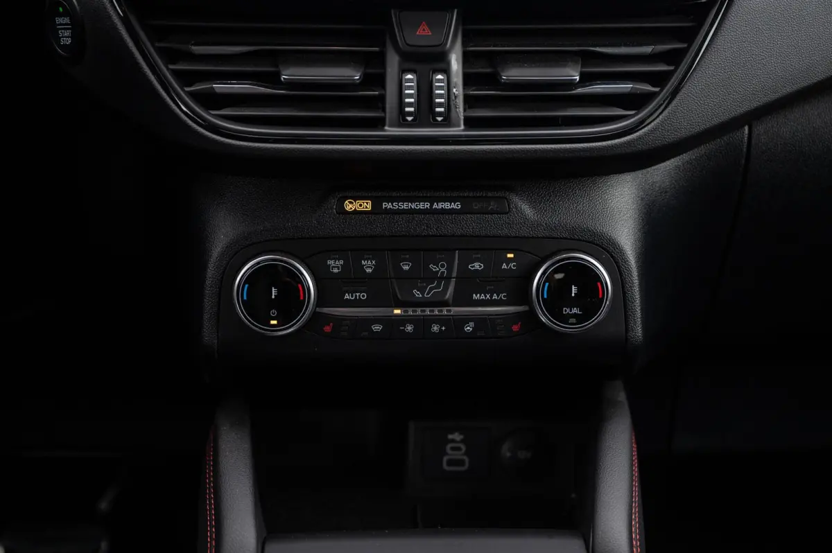 2.5 PHEV ST-Line X PANO TREKHAAK ADAPTIVE CRUISE HEAD UP CAMERA STUURVERWARMING B&O