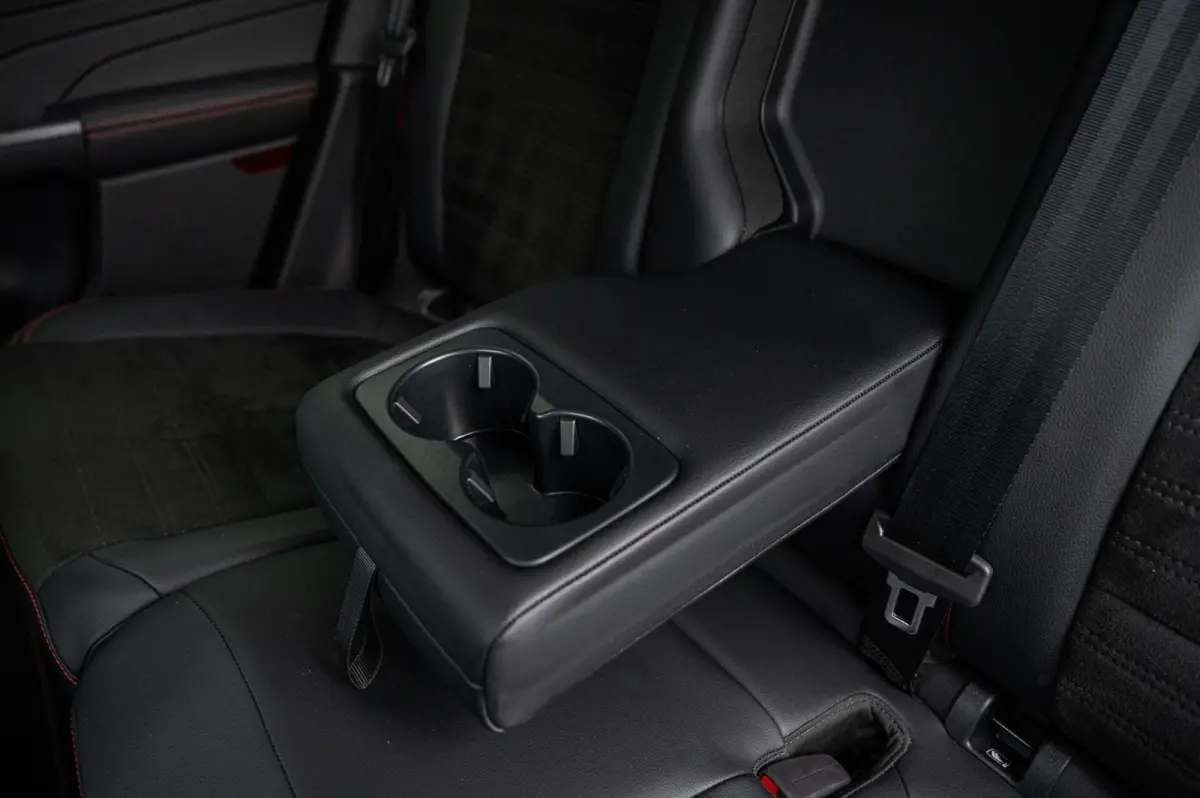 2.5 PHEV ST-Line X PANO TREKHAAK ADAPTIVE CRUISE HEAD UP CAMERA STUURVERWARMING B&O